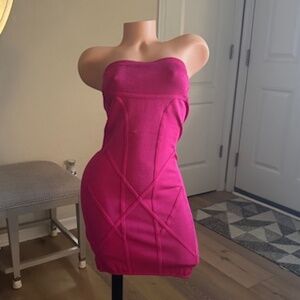 Hot Pink Body Con Strapless Dress Guess by Marciano. MEDIUM